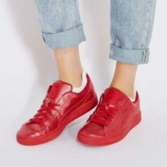 PUMA Basket Future Cherry Red Metallic Sneaker Snake Scale Texture US 9 EU 40 - Picture 1 of 6